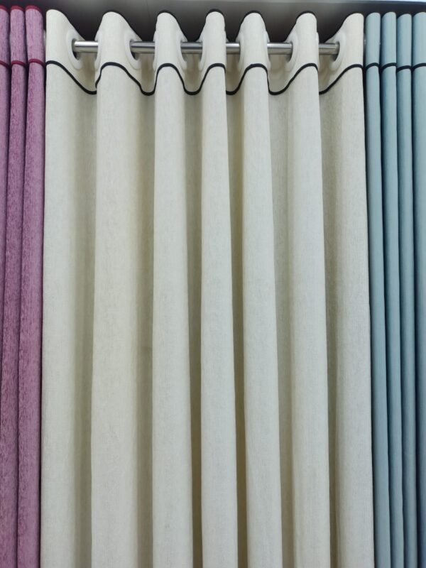 Full One Colour 95% Blackout Curtain - Image 3