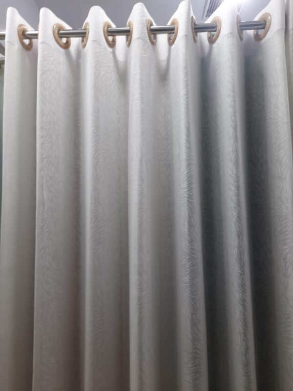 Without Ribon Wonderful white Colour Tishu